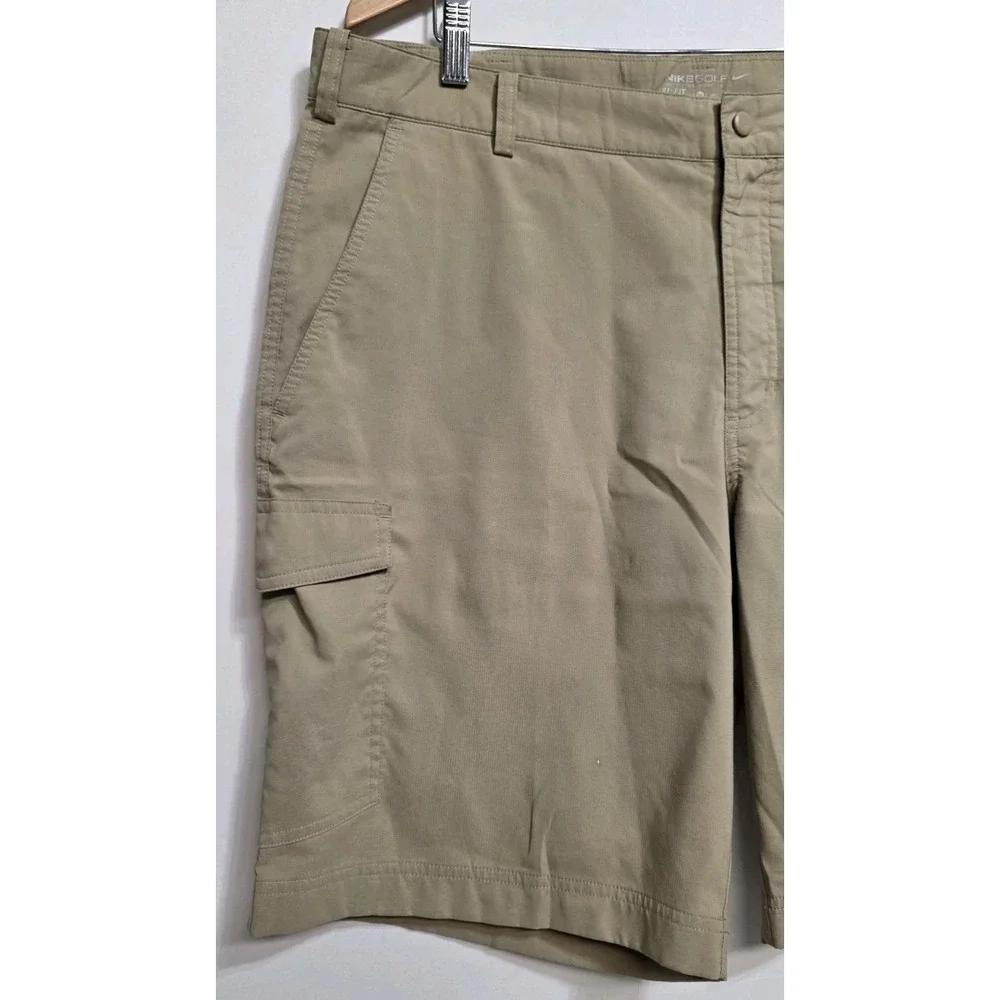 Nike Golf Cargo Shorts Sz 38 Tan Pocket Mens Athletic Flat Front Dri Fit Outdoor
